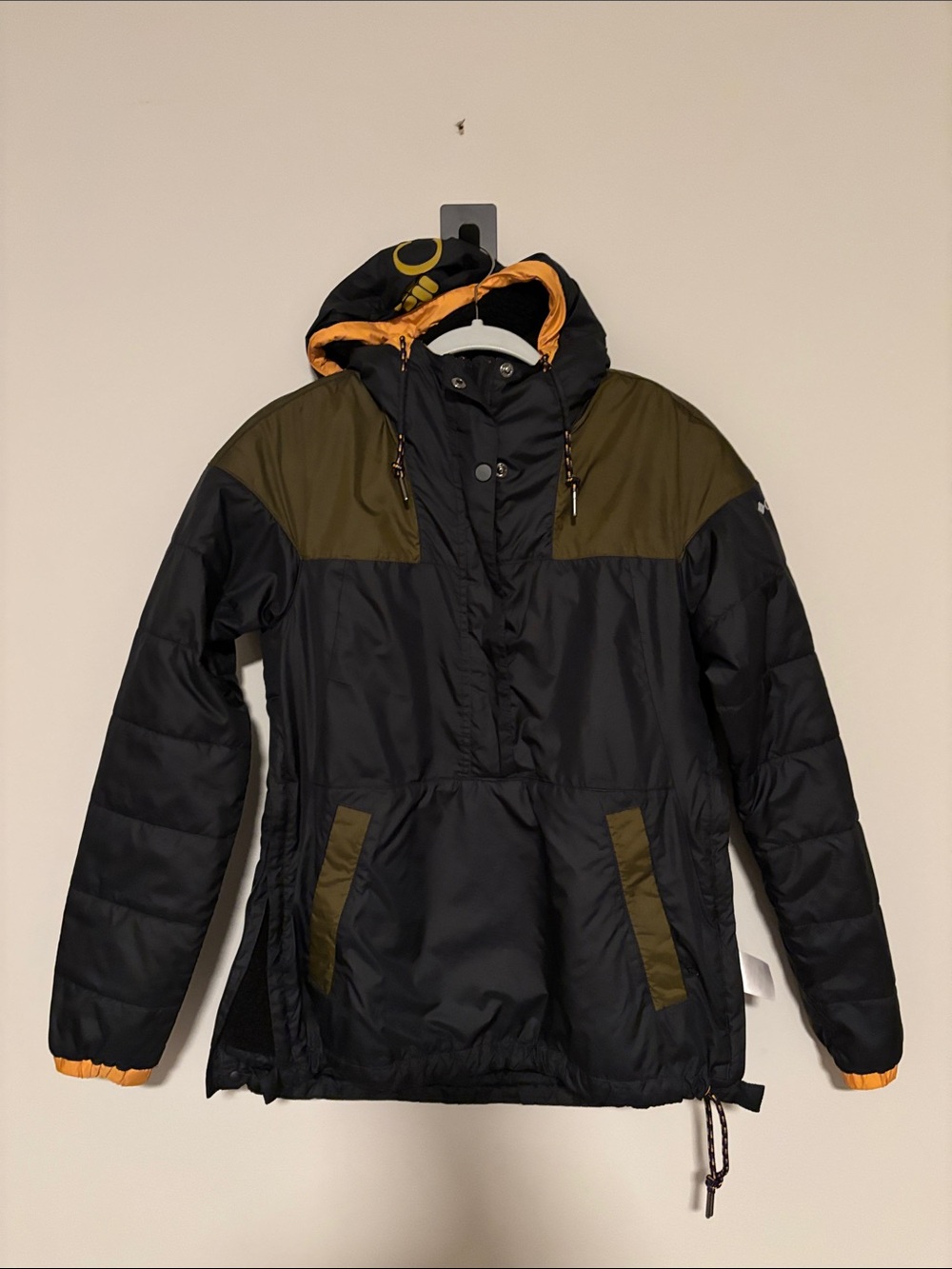 Columbia pullover jacket size small